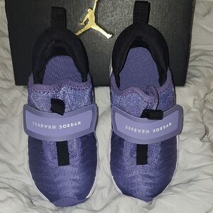 Jordan Kids Sneakers in Purple and Black